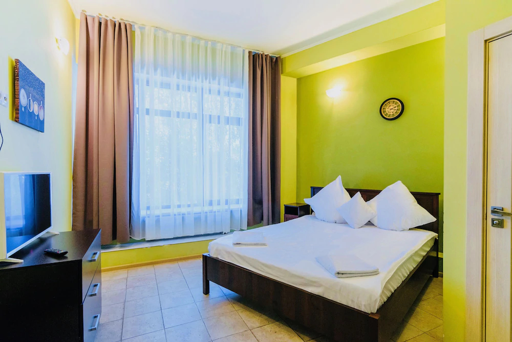 Khalva Hotel