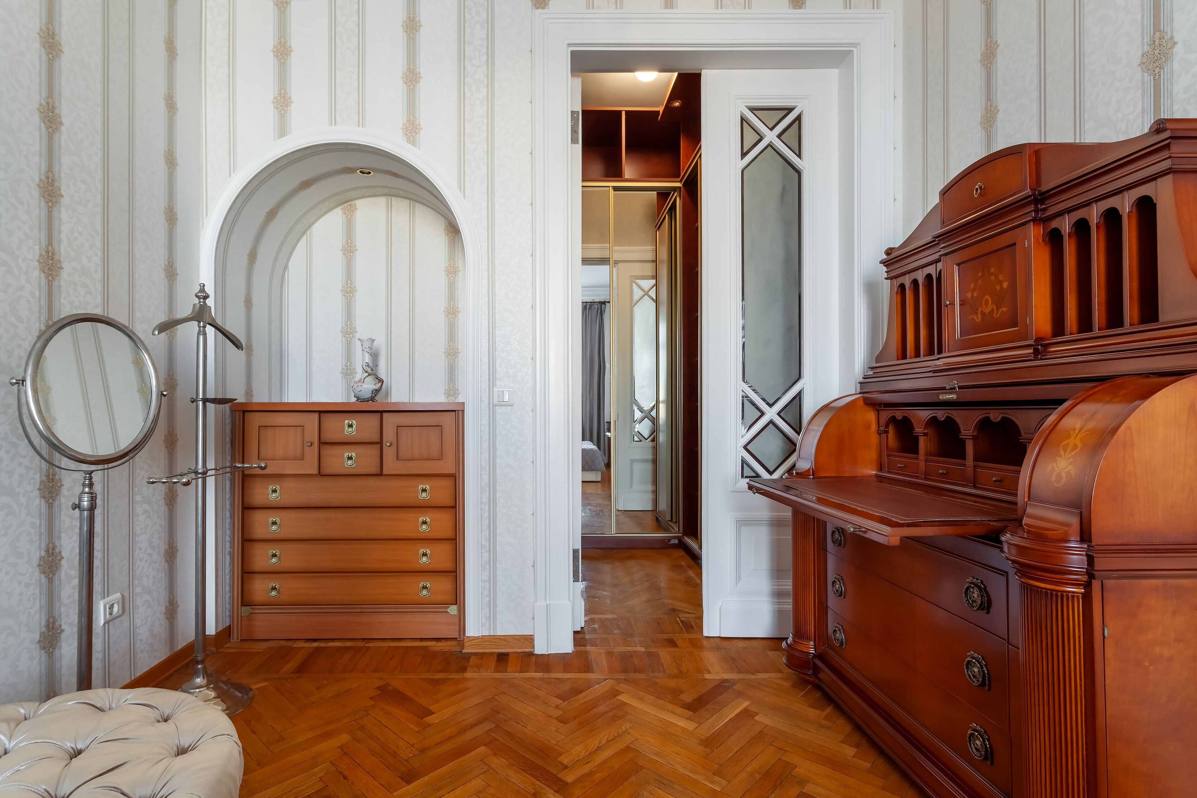 Kotelnicheskaya Royal Tower