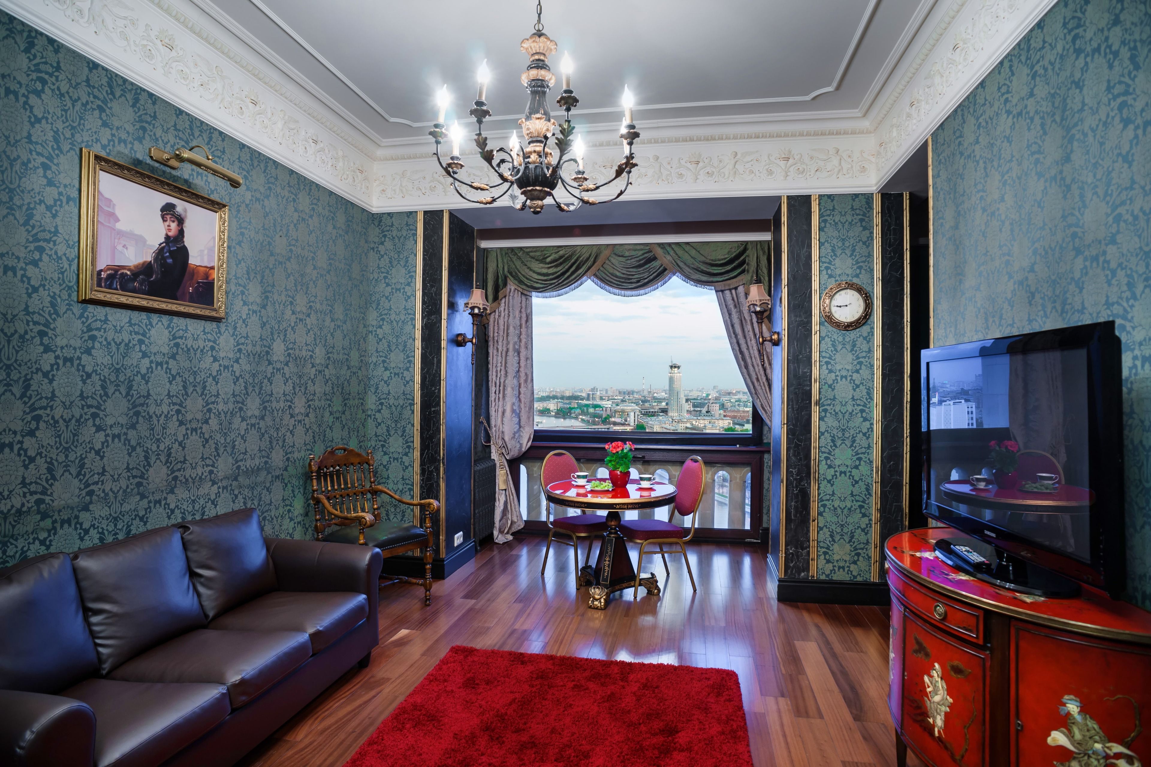 Kotelnicheskaya Royal Tower