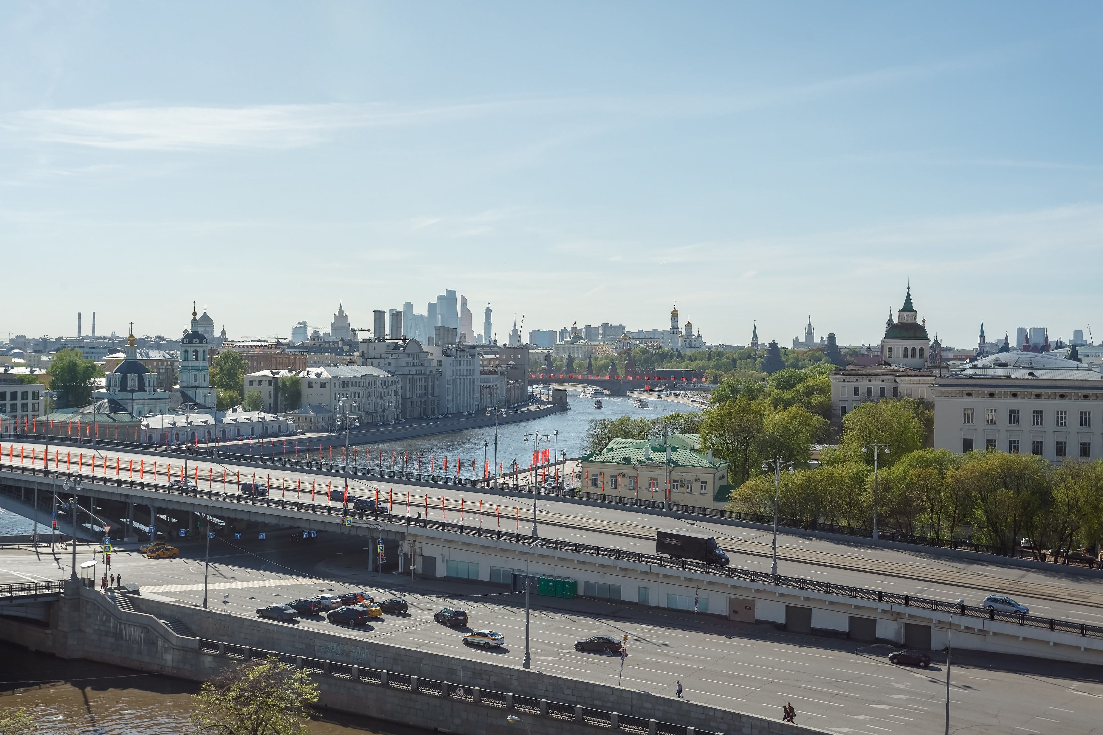 Kotelnicheskaya Royal Tower