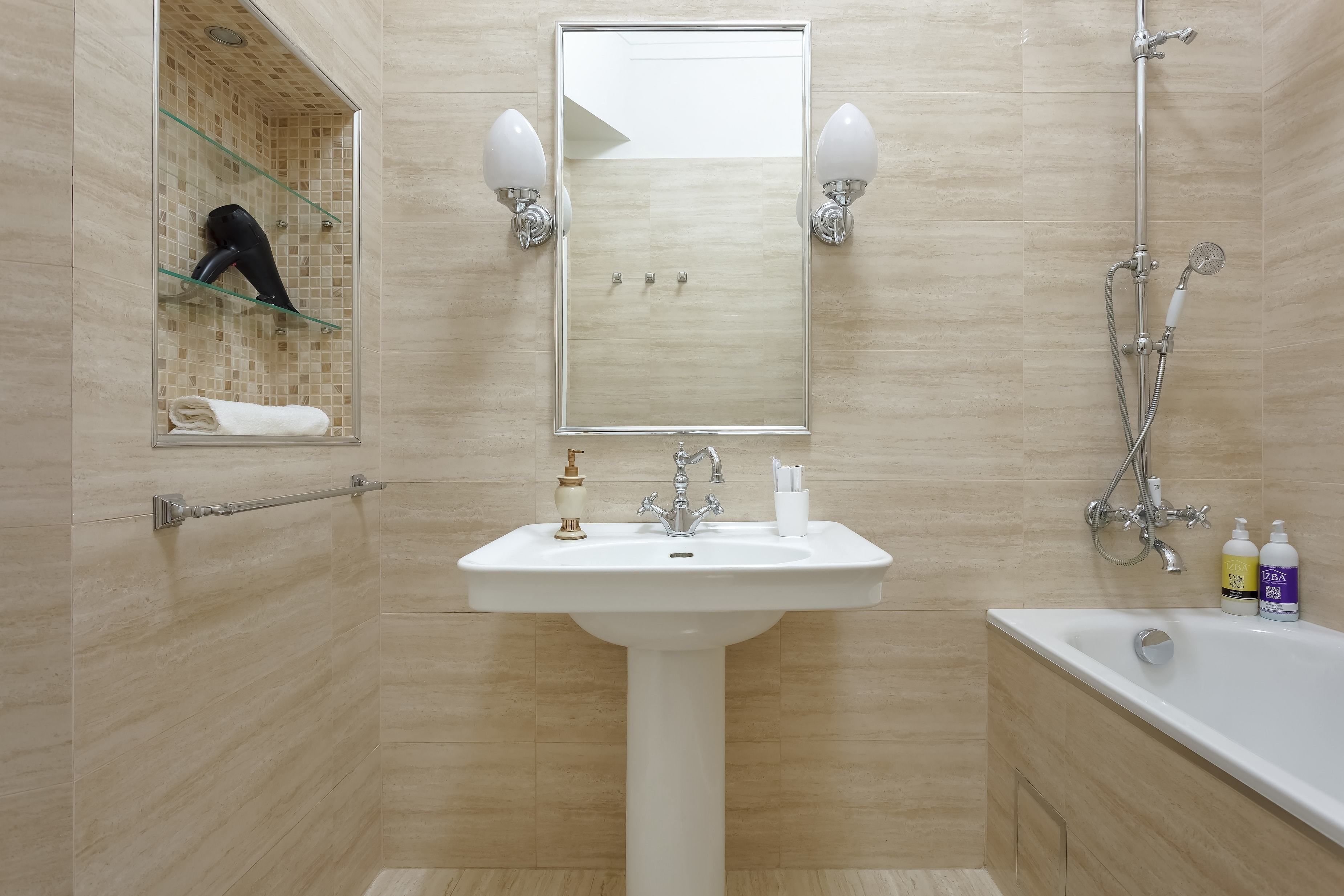 Kotelnicheskaya Royal Tower