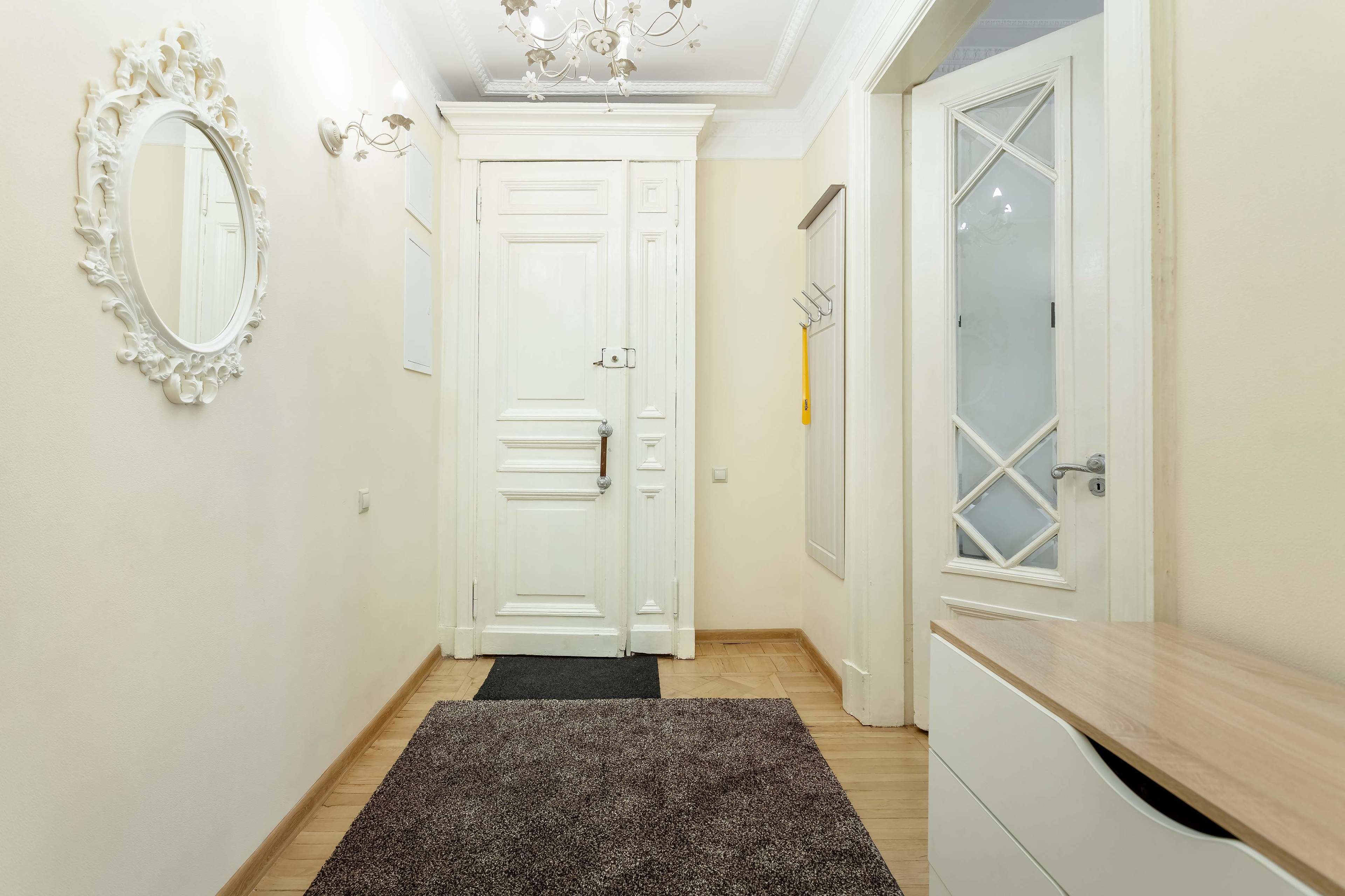 Kotelnicheskaya Royal Tower