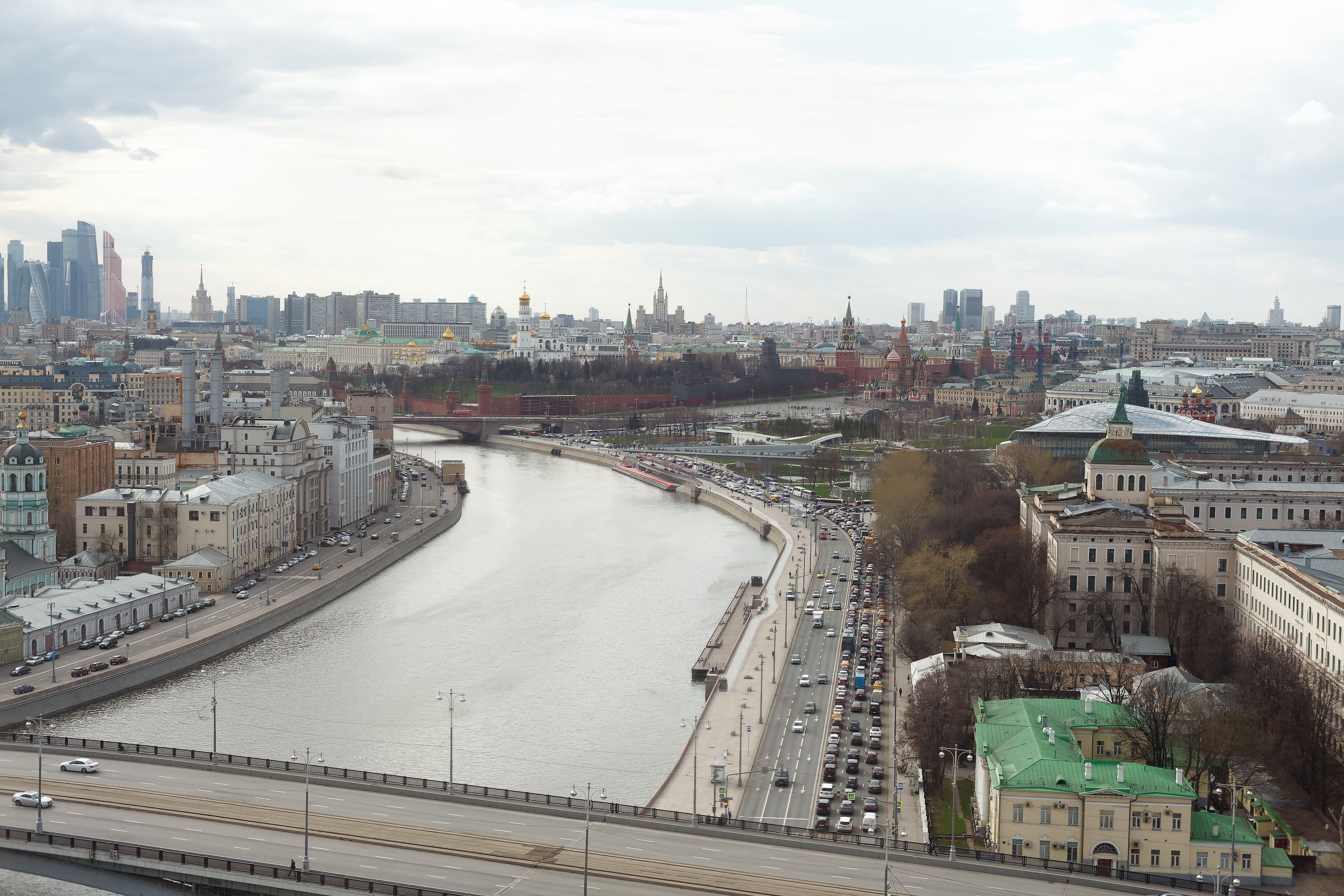 Kotelnicheskaya Royal Tower