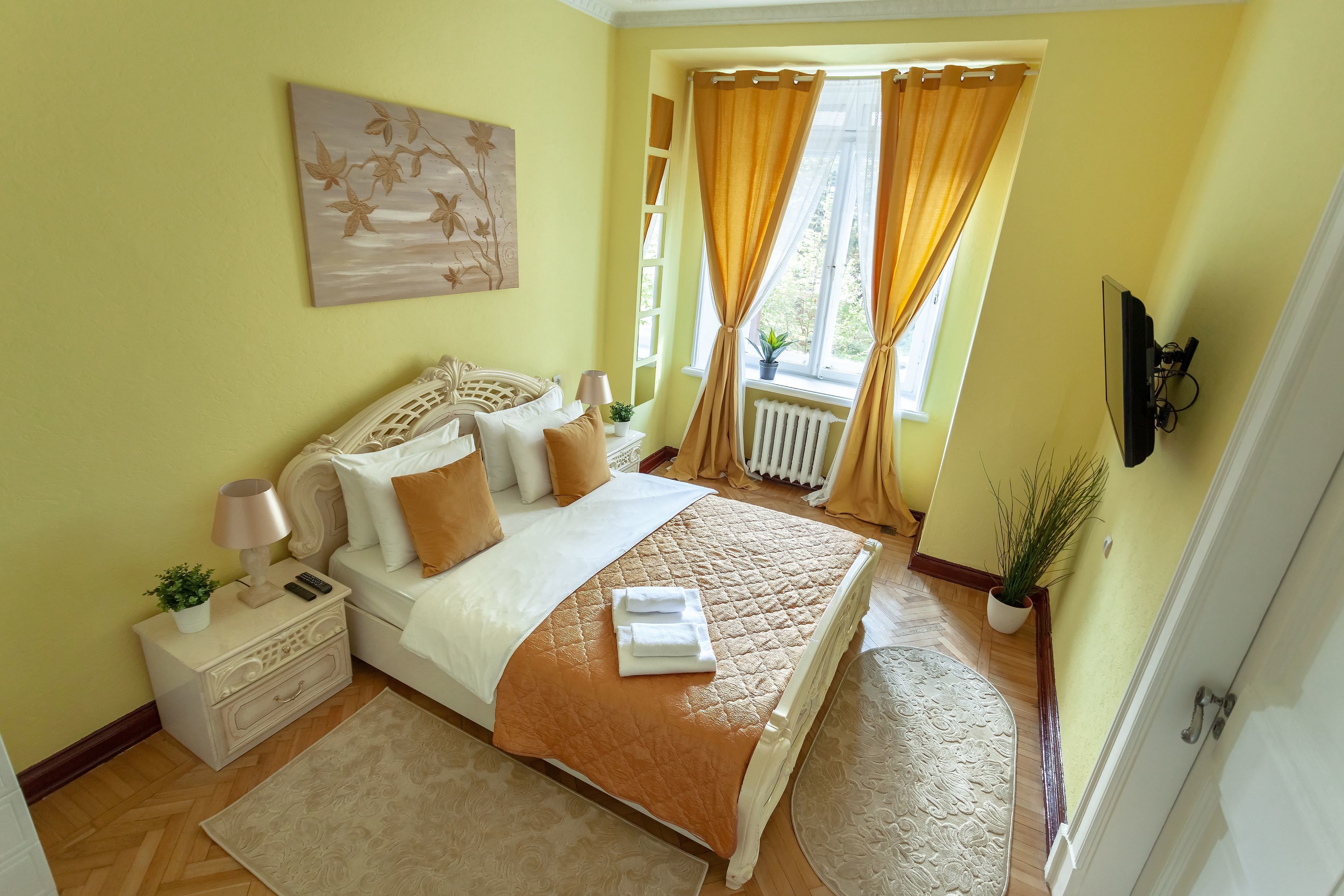 Kotelnicheskaya Royal Tower