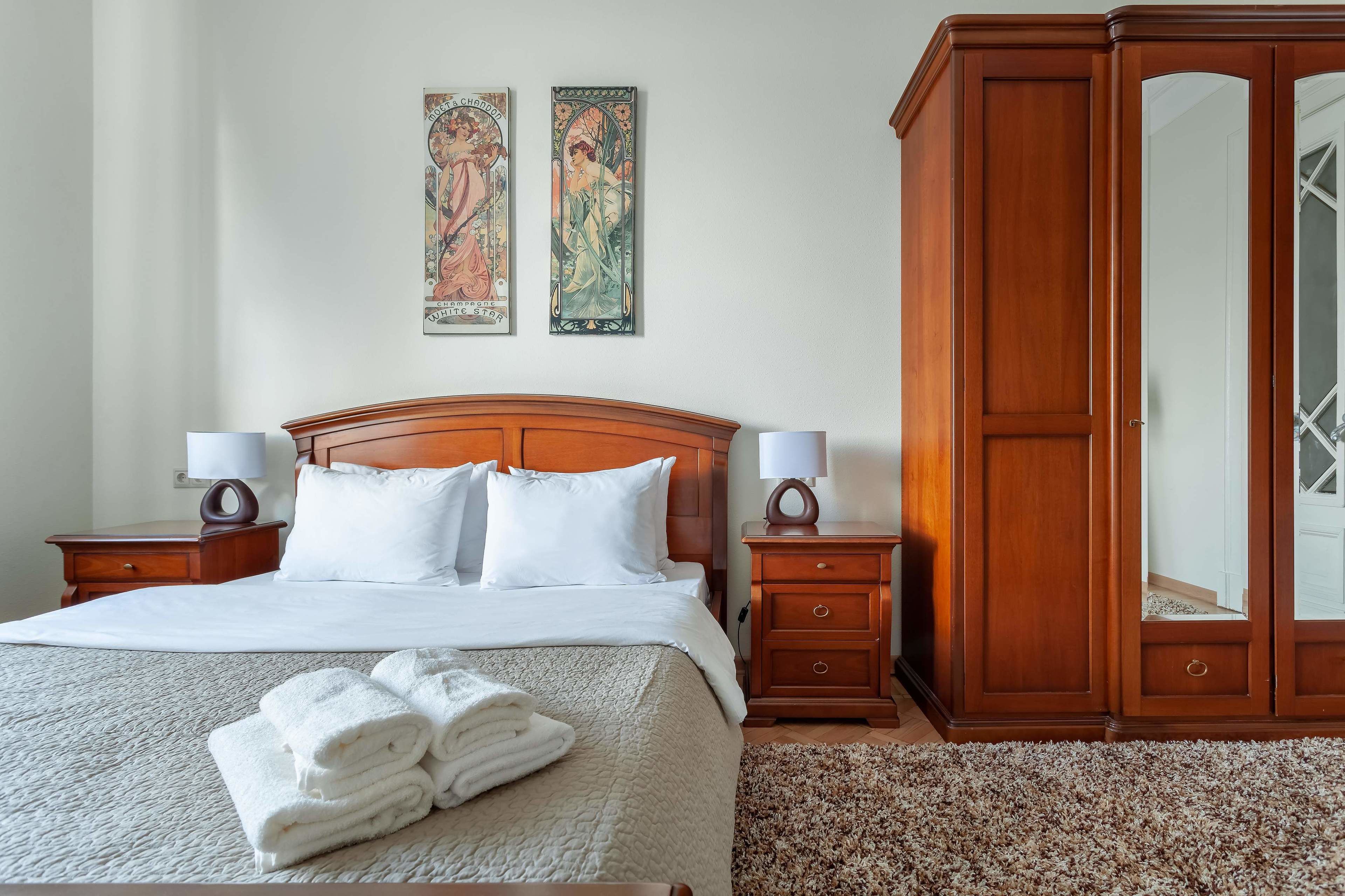 Kotelnicheskaya Royal Tower