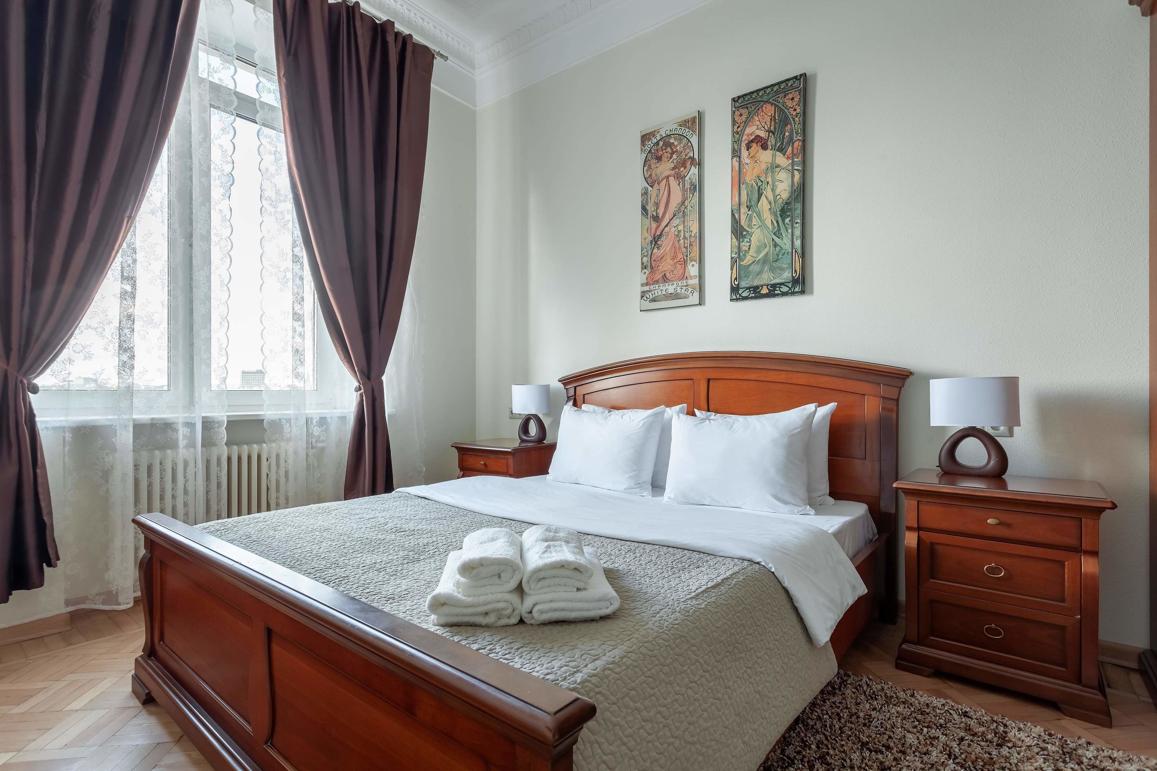 Kotelnicheskaya Royal Tower