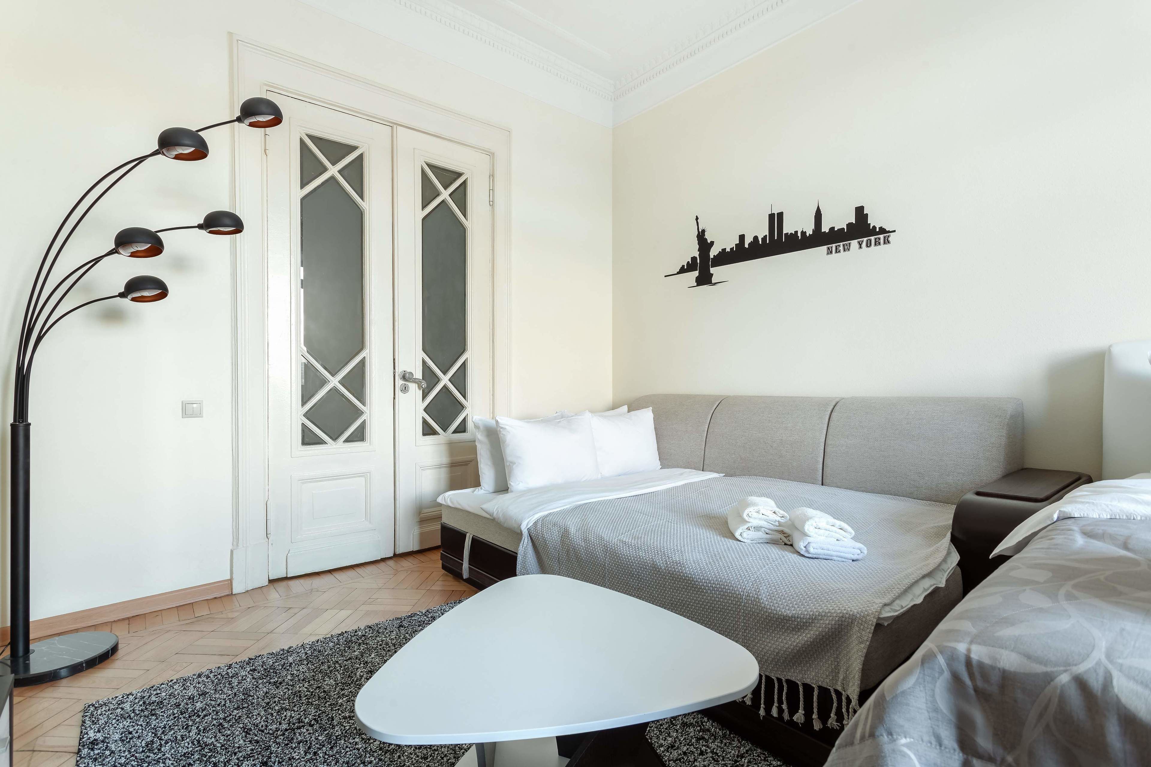 Kotelnicheskaya Royal Tower