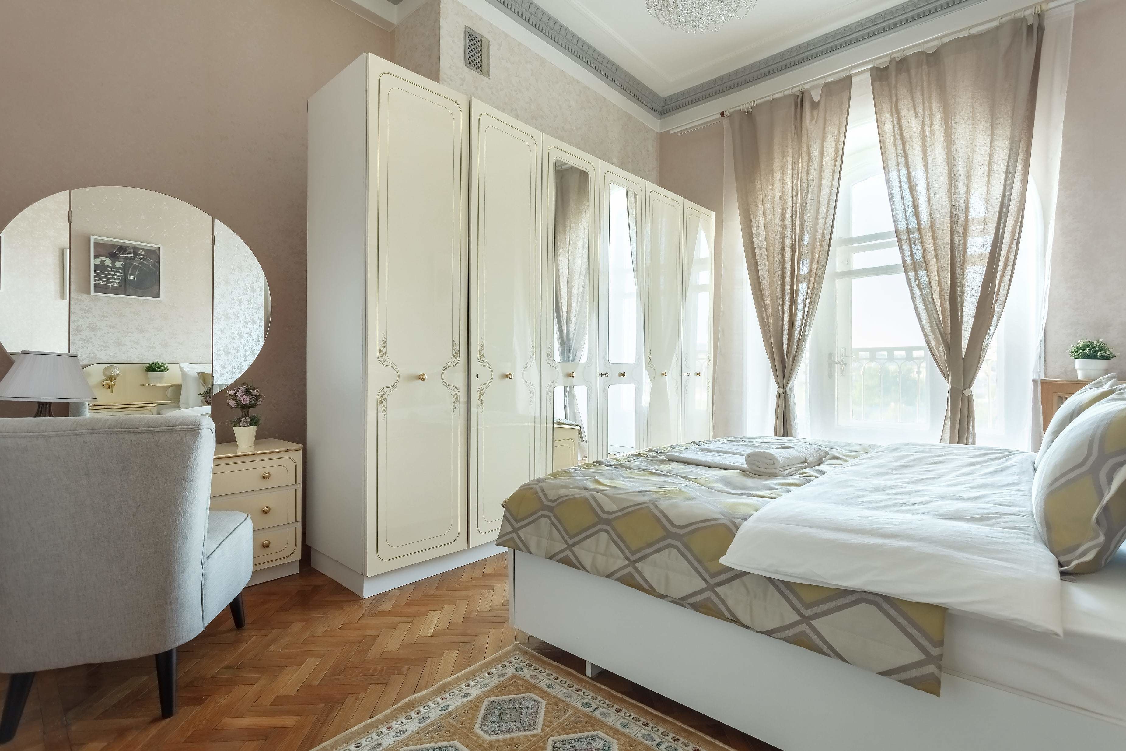 Kotelnicheskaya Royal Tower