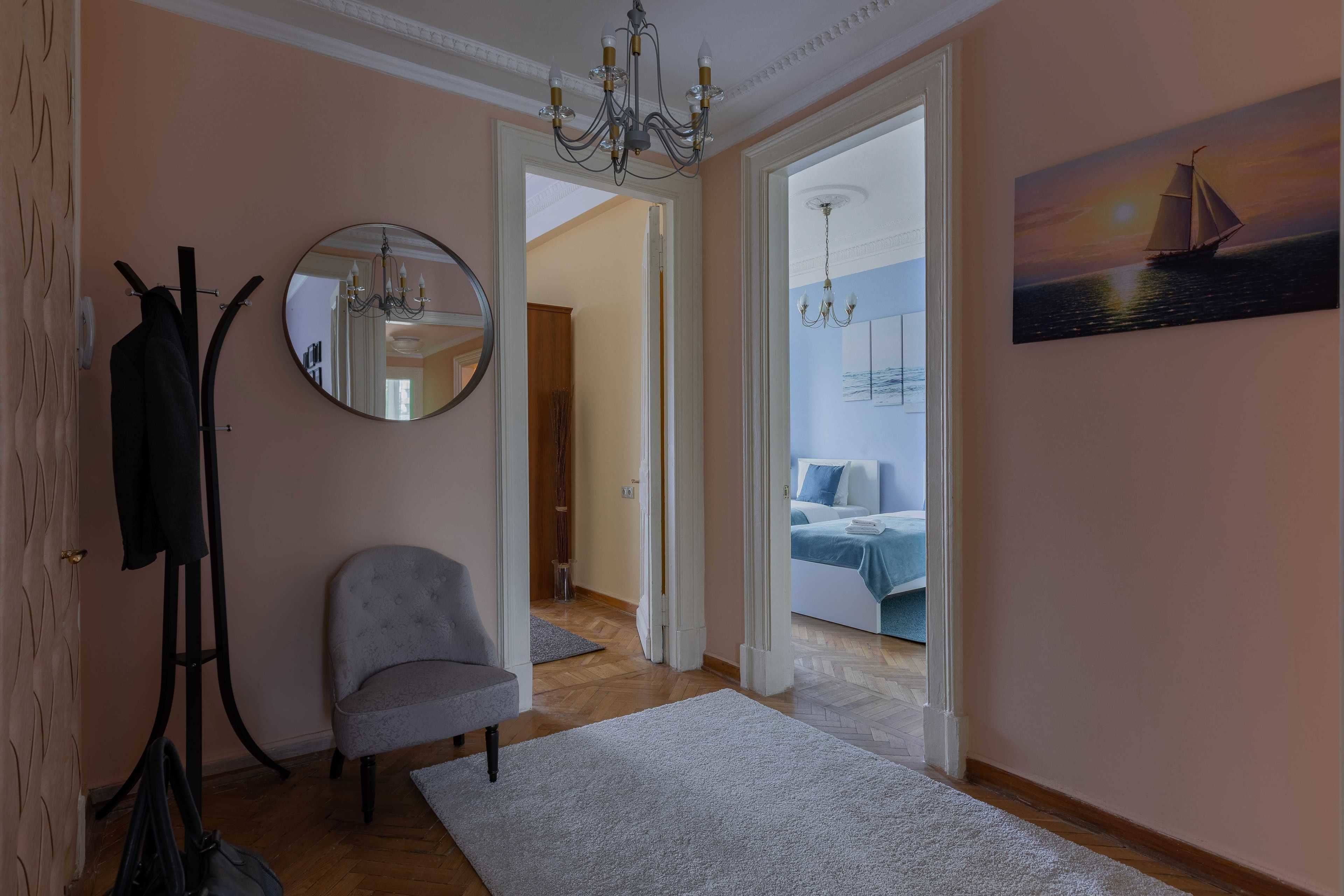 Kotelnicheskaya Royal Tower