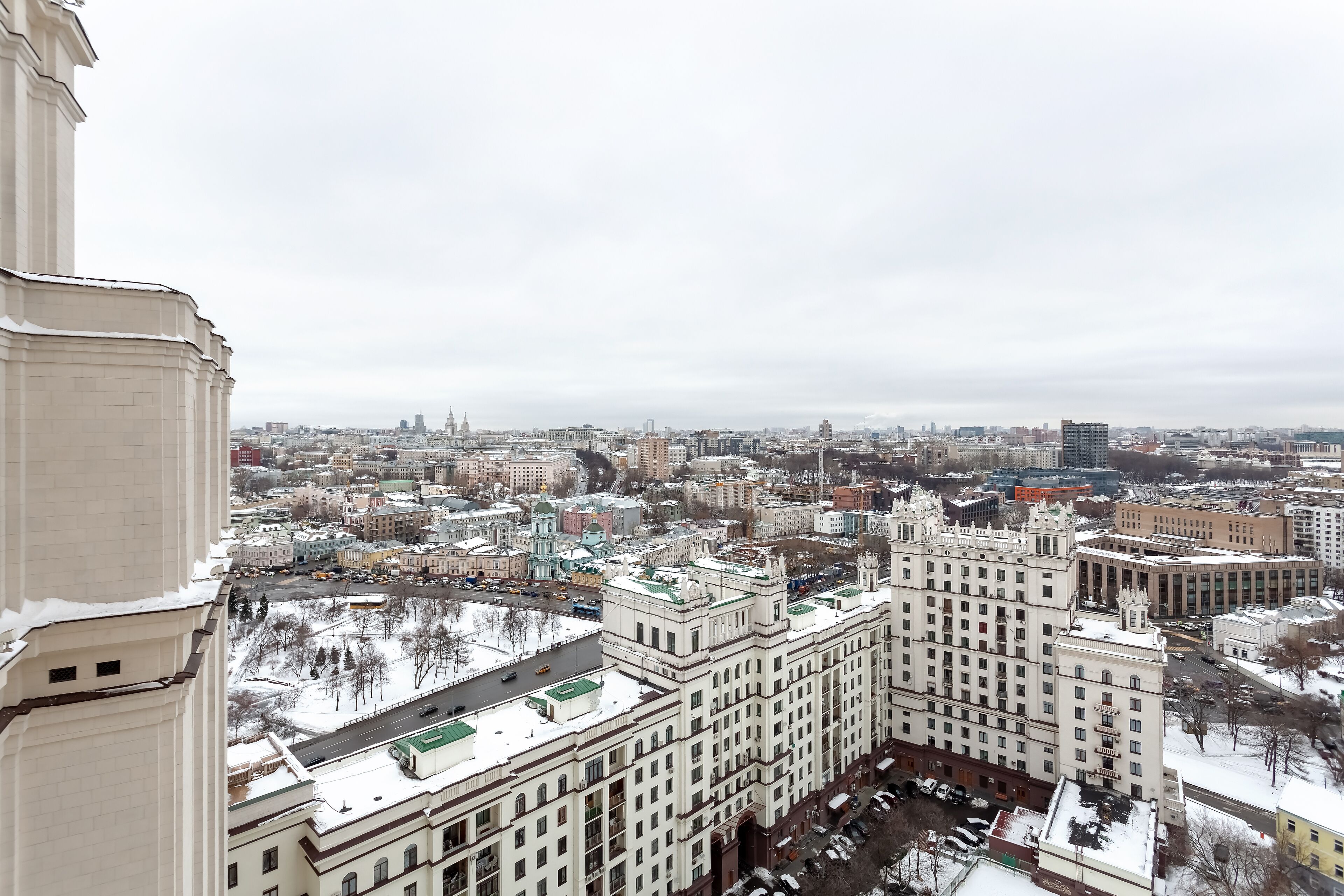Kotelnicheskaya Royal Tower