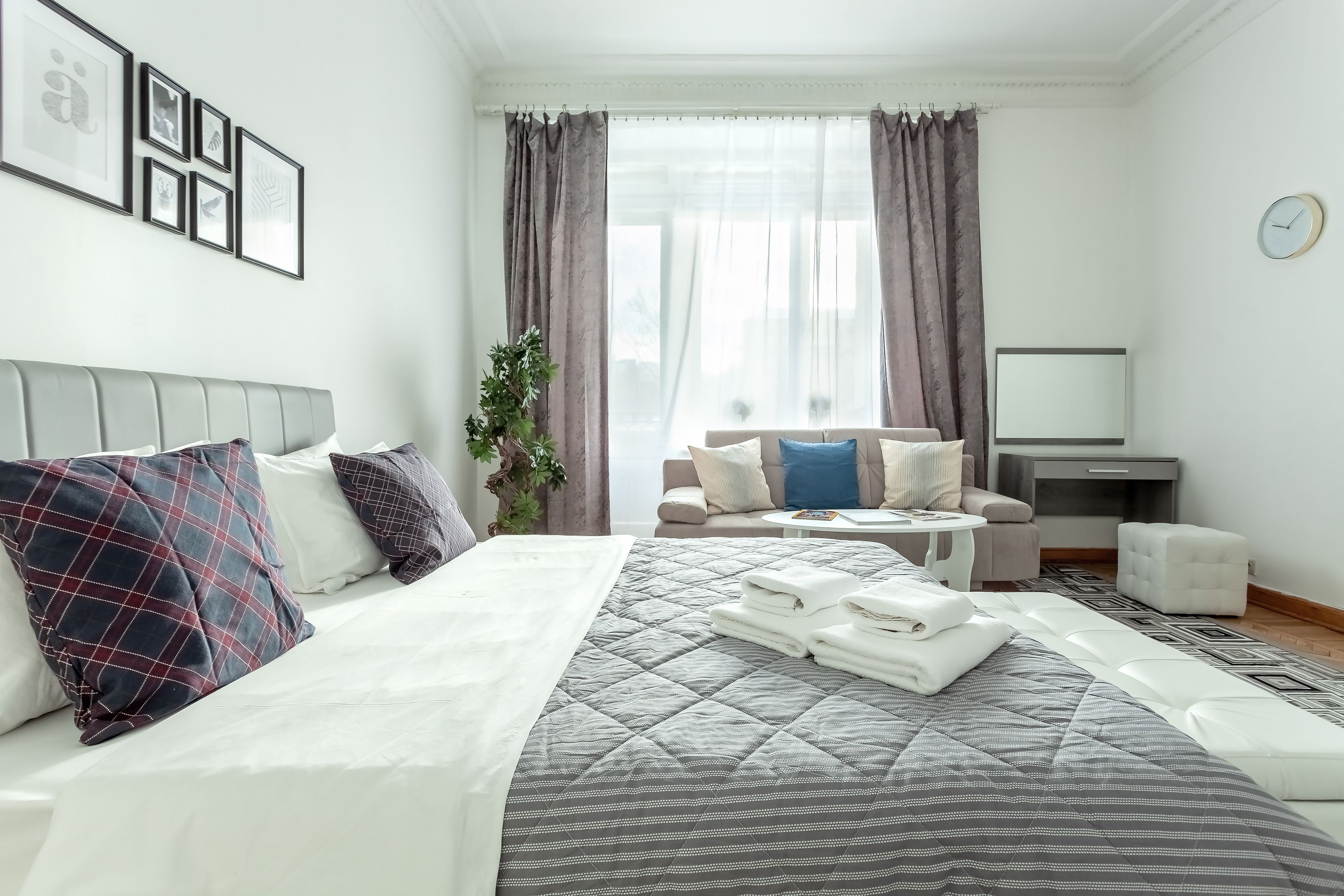 Kotelnicheskaya Royal Tower