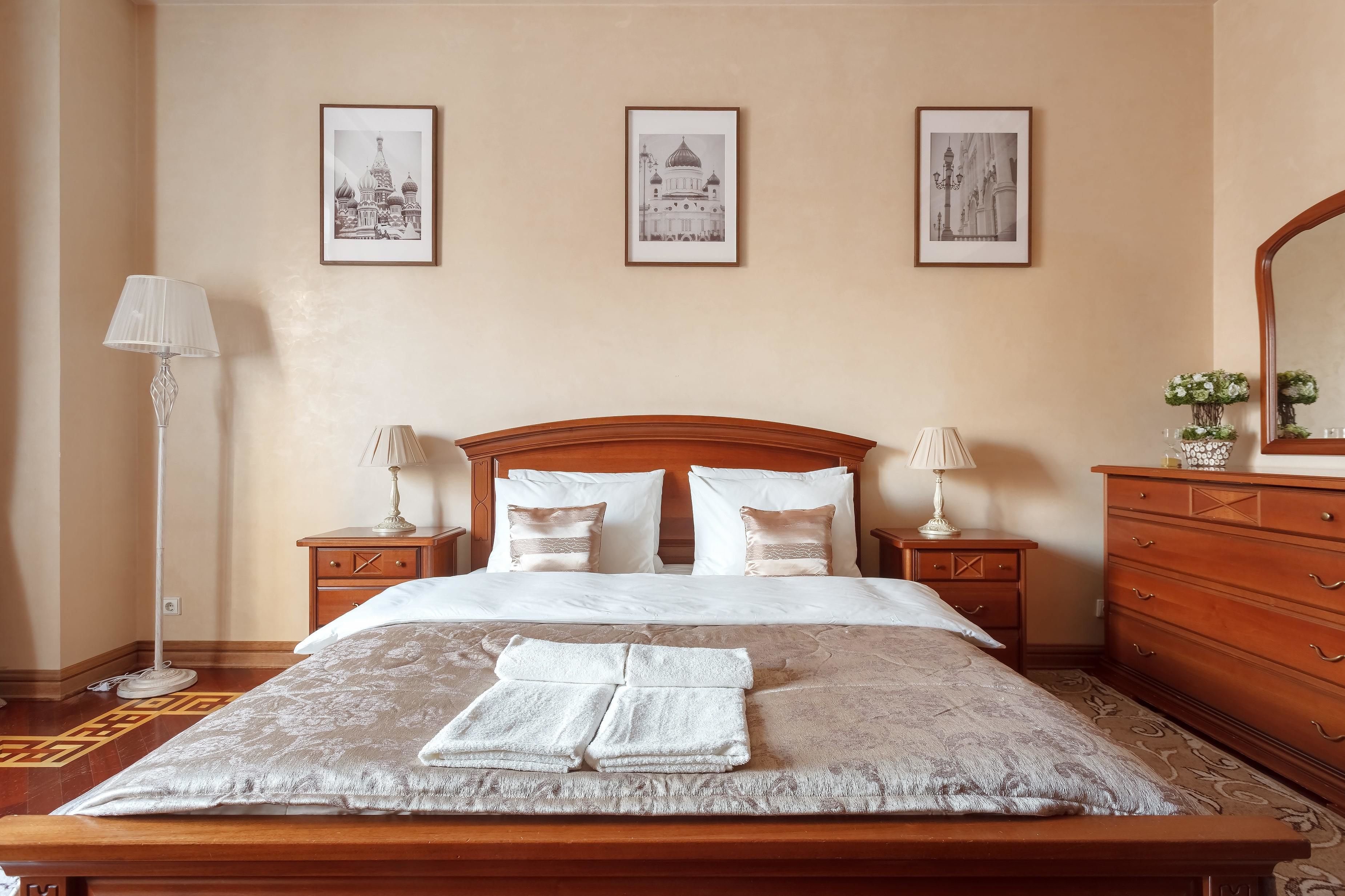 Kotelnicheskaya Royal Tower