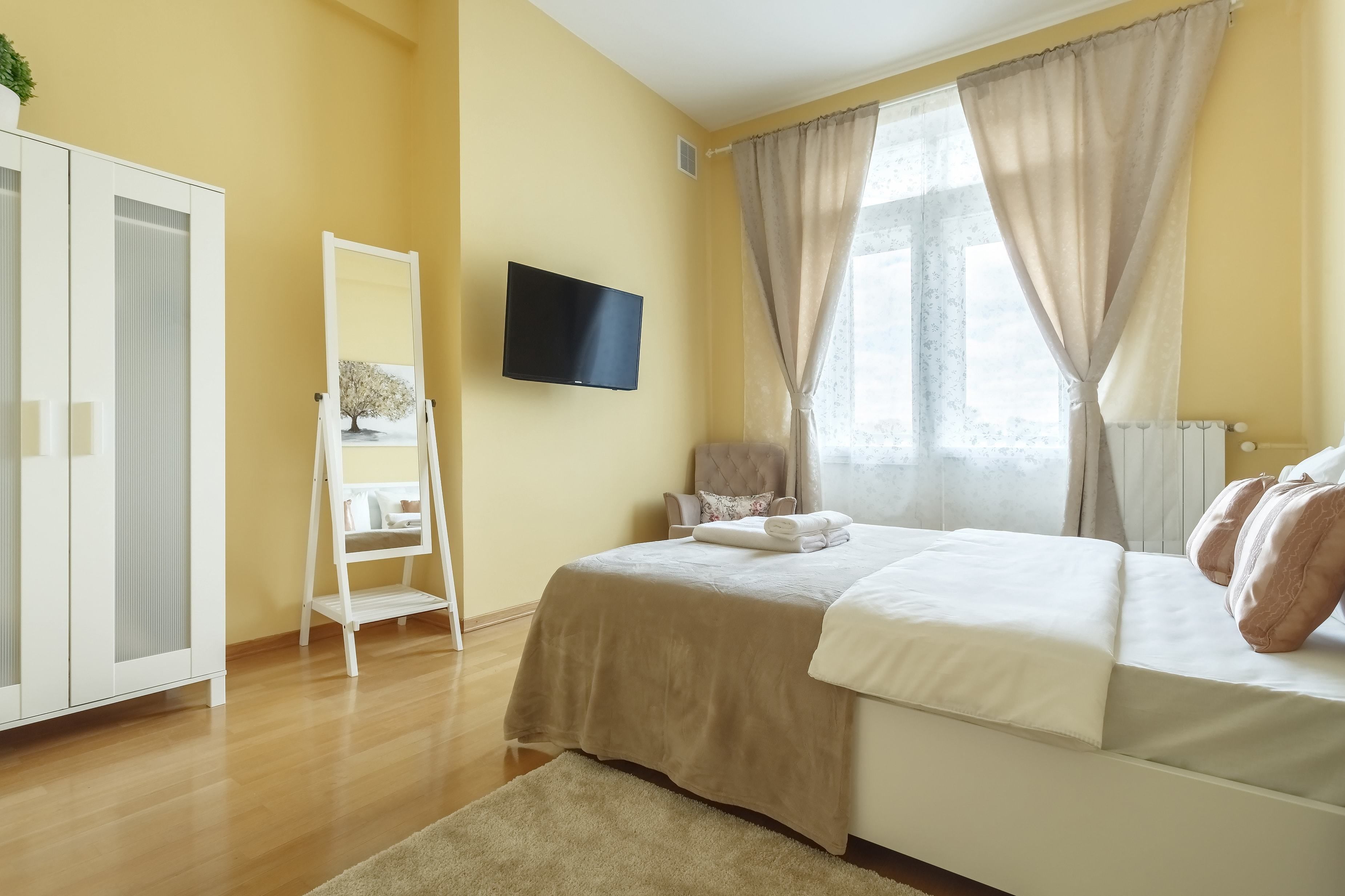 Kotelnicheskaya Royal Tower