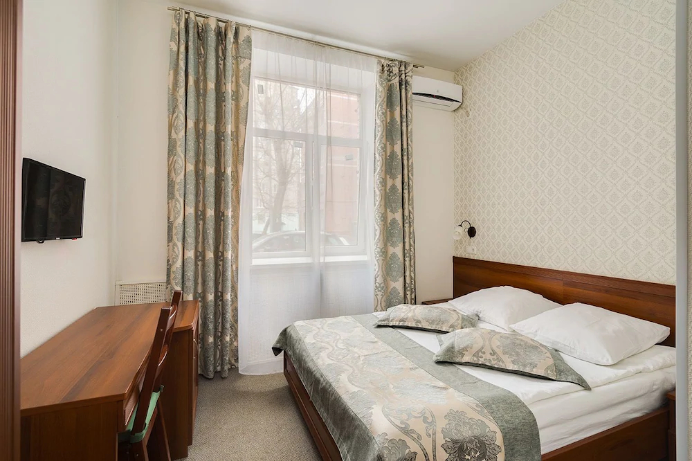 Lefort Hotel
