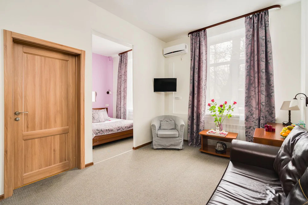 Lefort Hotel