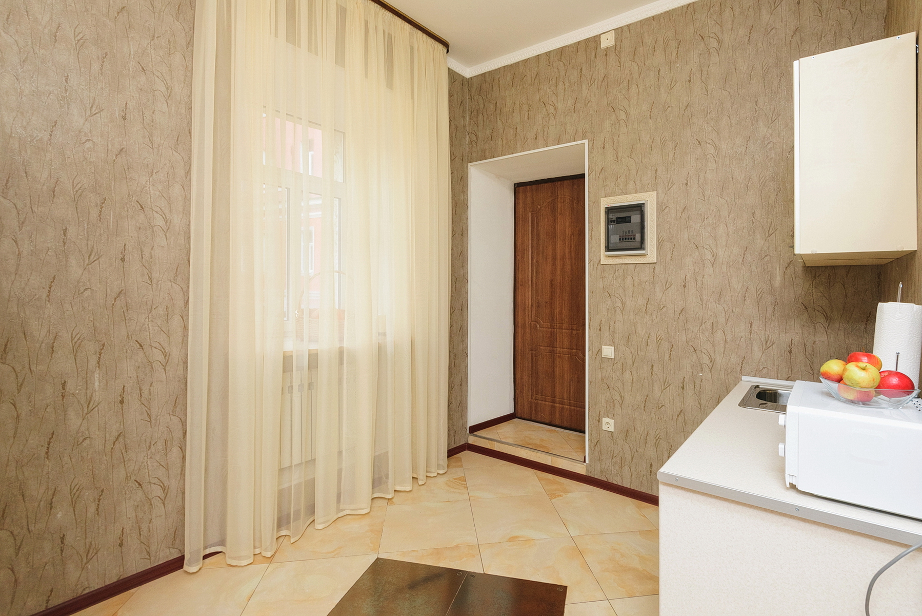 LeonArt Hotel