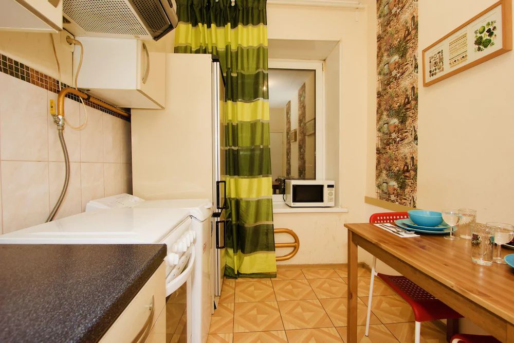 LUXKV Apartment on Nikoloyamskiy