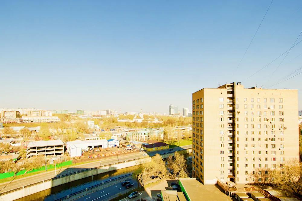 LUXKV Apartment on Nikoloyamskiy