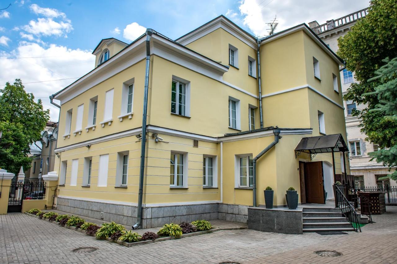 Menshikov Boutique Hotel