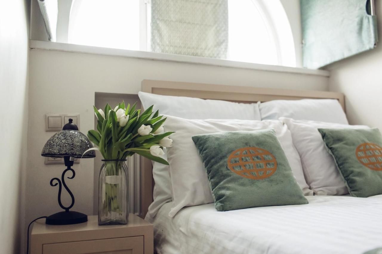 Menshikov Boutique Hotel