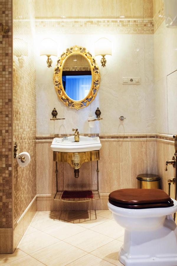 Menshikov Boutique Hotel