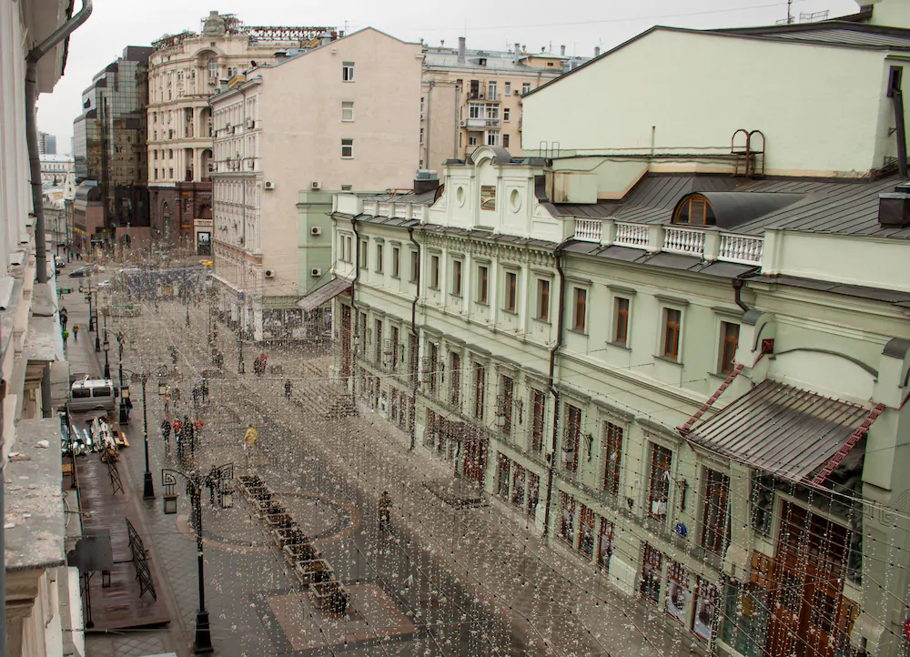 Mini Hotel Near Theater