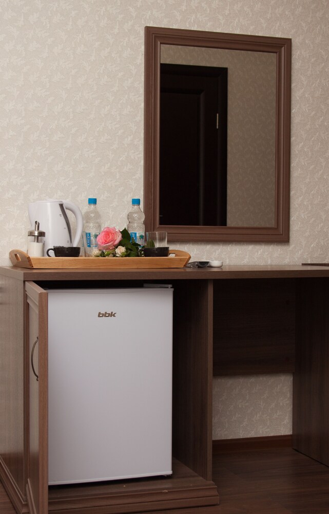 Mini Hotel Near Theater