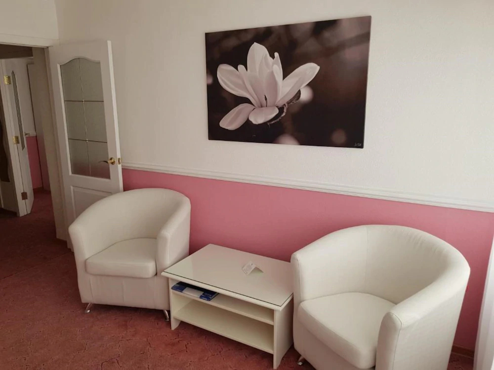 MosUz Centre Hotel