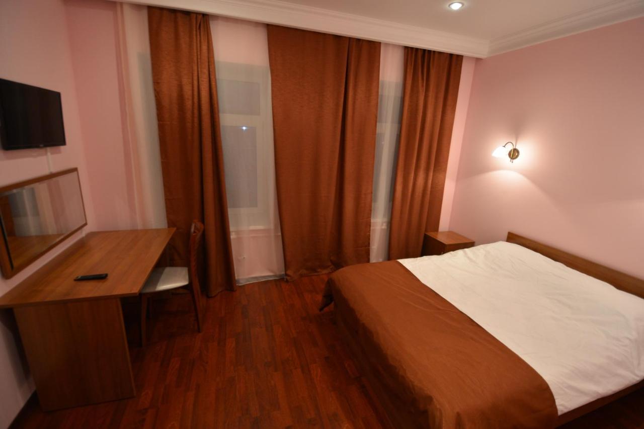 Orange House Hotel