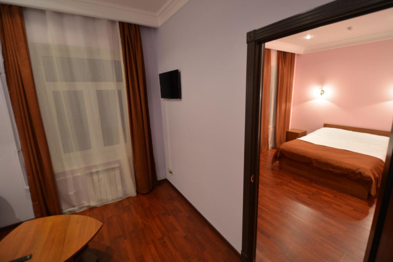 Orange House Hotel