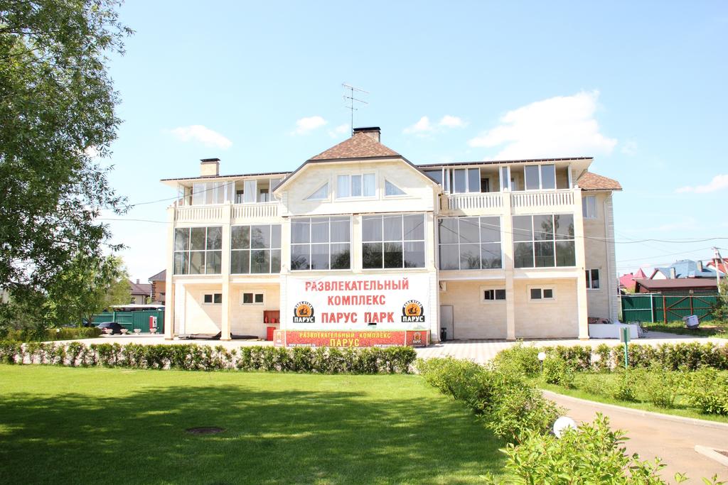 Parus Park Hotel