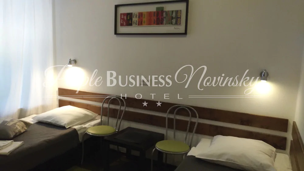 PEOPLE Business Novinsky Hotel