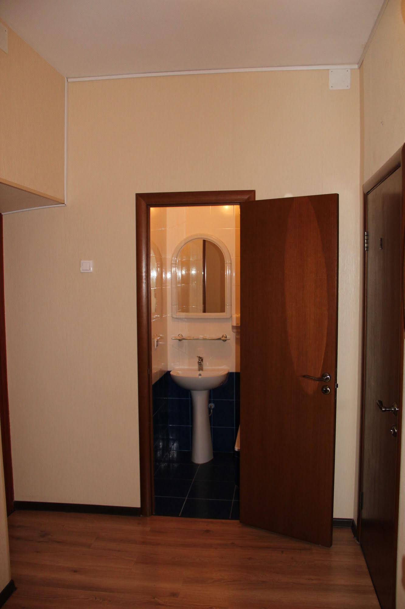Pervomayskaya Hotel
