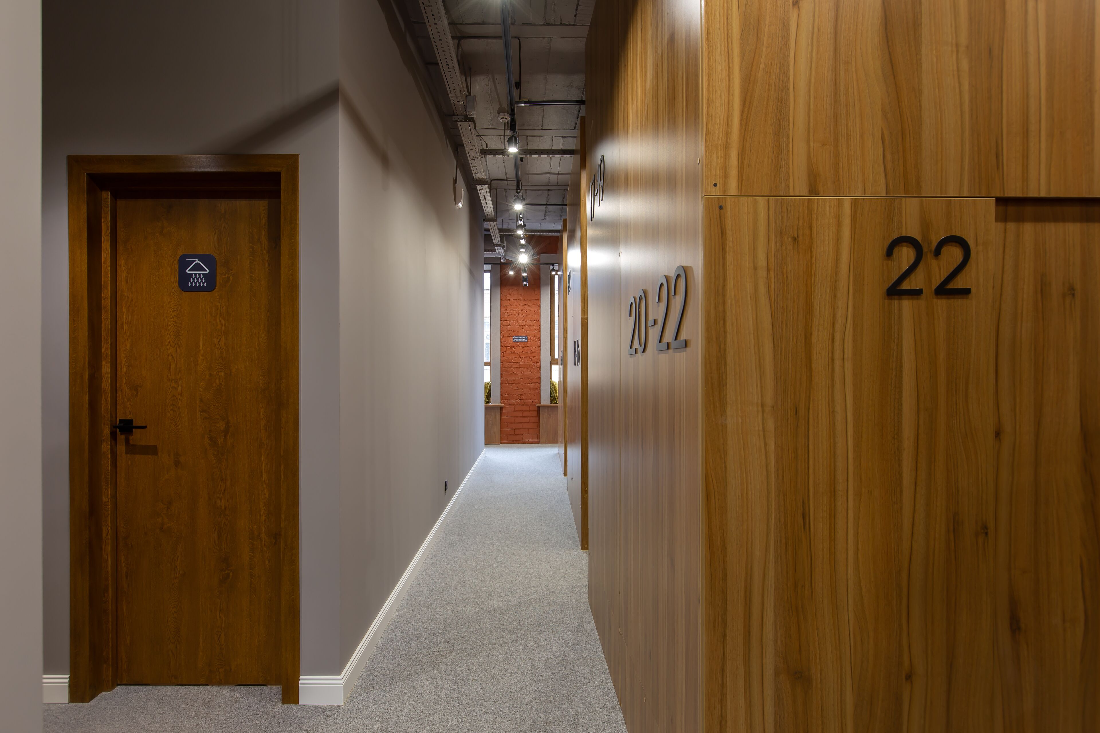 Q-Block Capsule Hotel