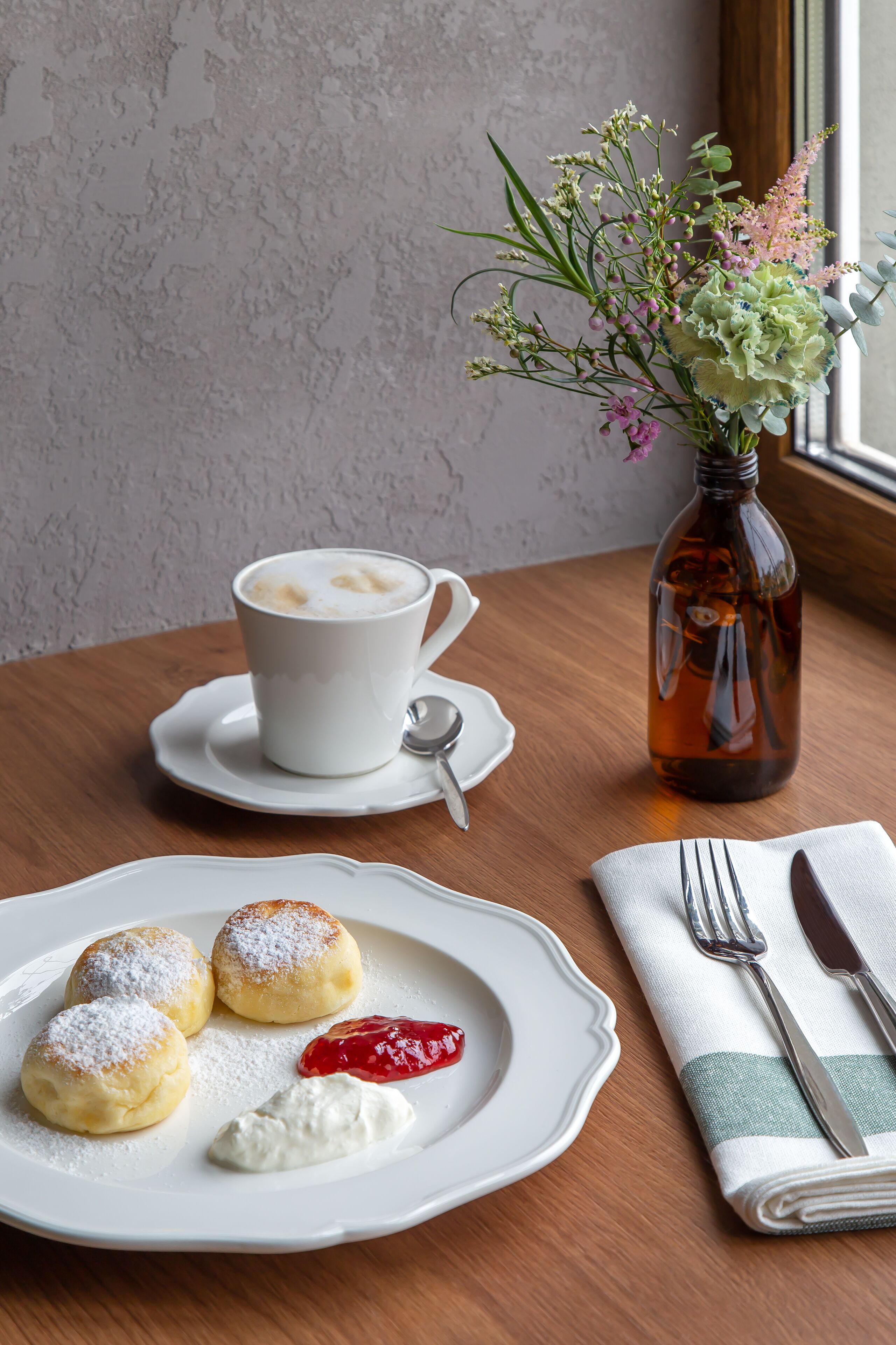 Q-Block Capsule Hotel
