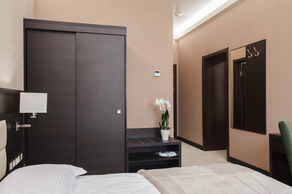 Radio Hotel