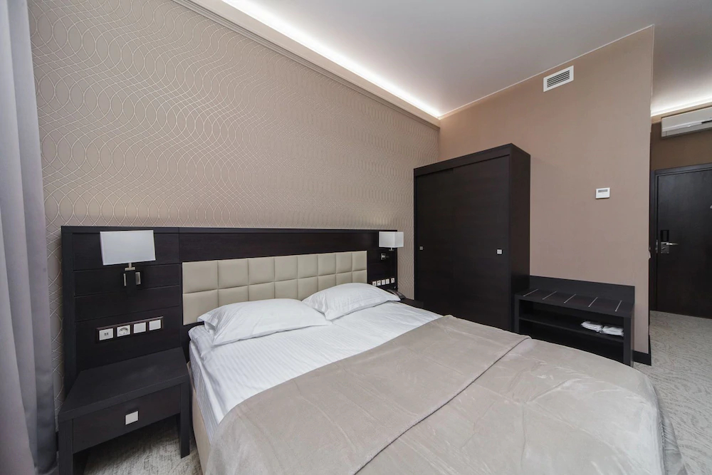Radio Hotel