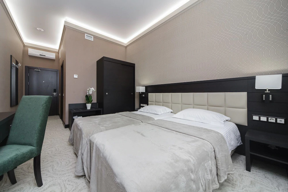 Radio Hotel