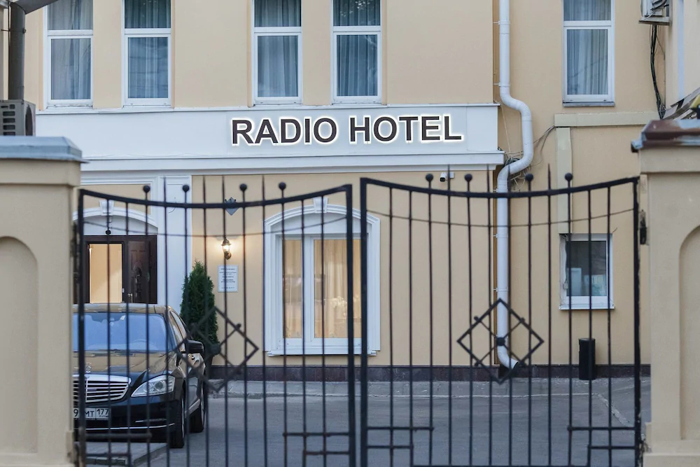 Radio Hotel