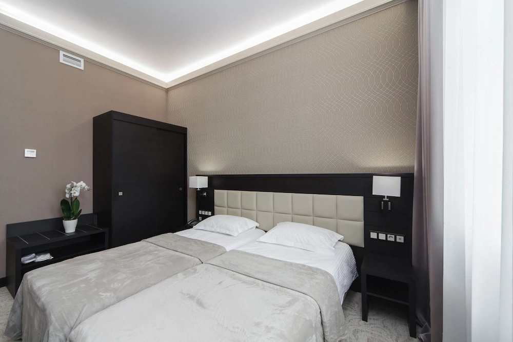 Radio Hotel