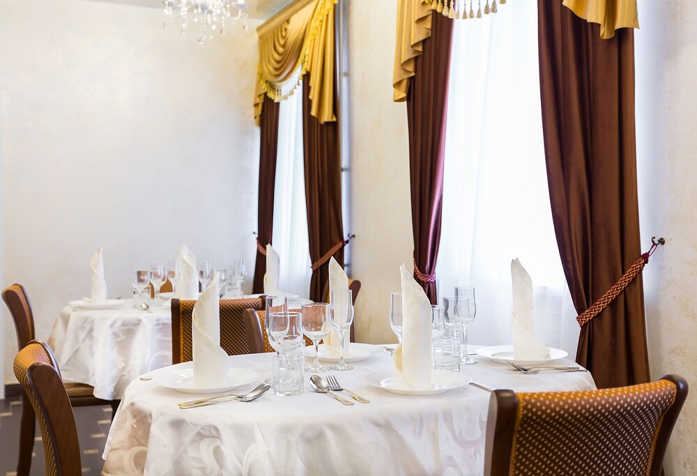 San-Remo Hotel