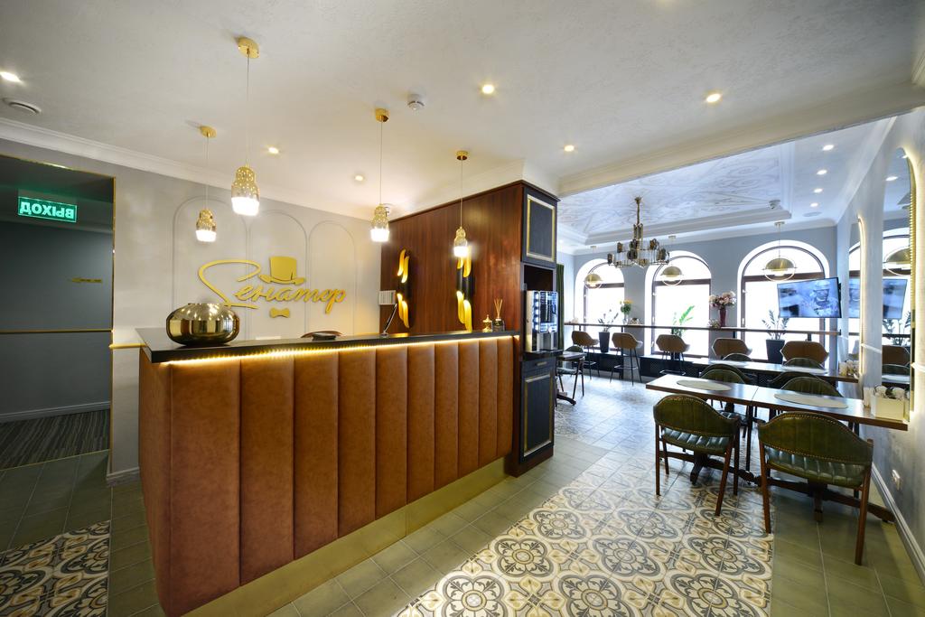 Senator Hotel