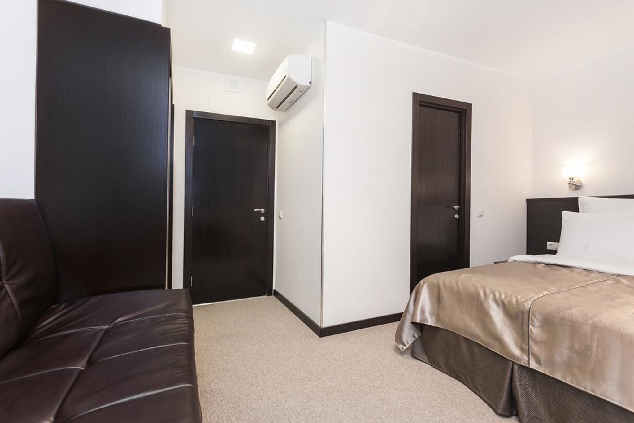 Siluet Hotel