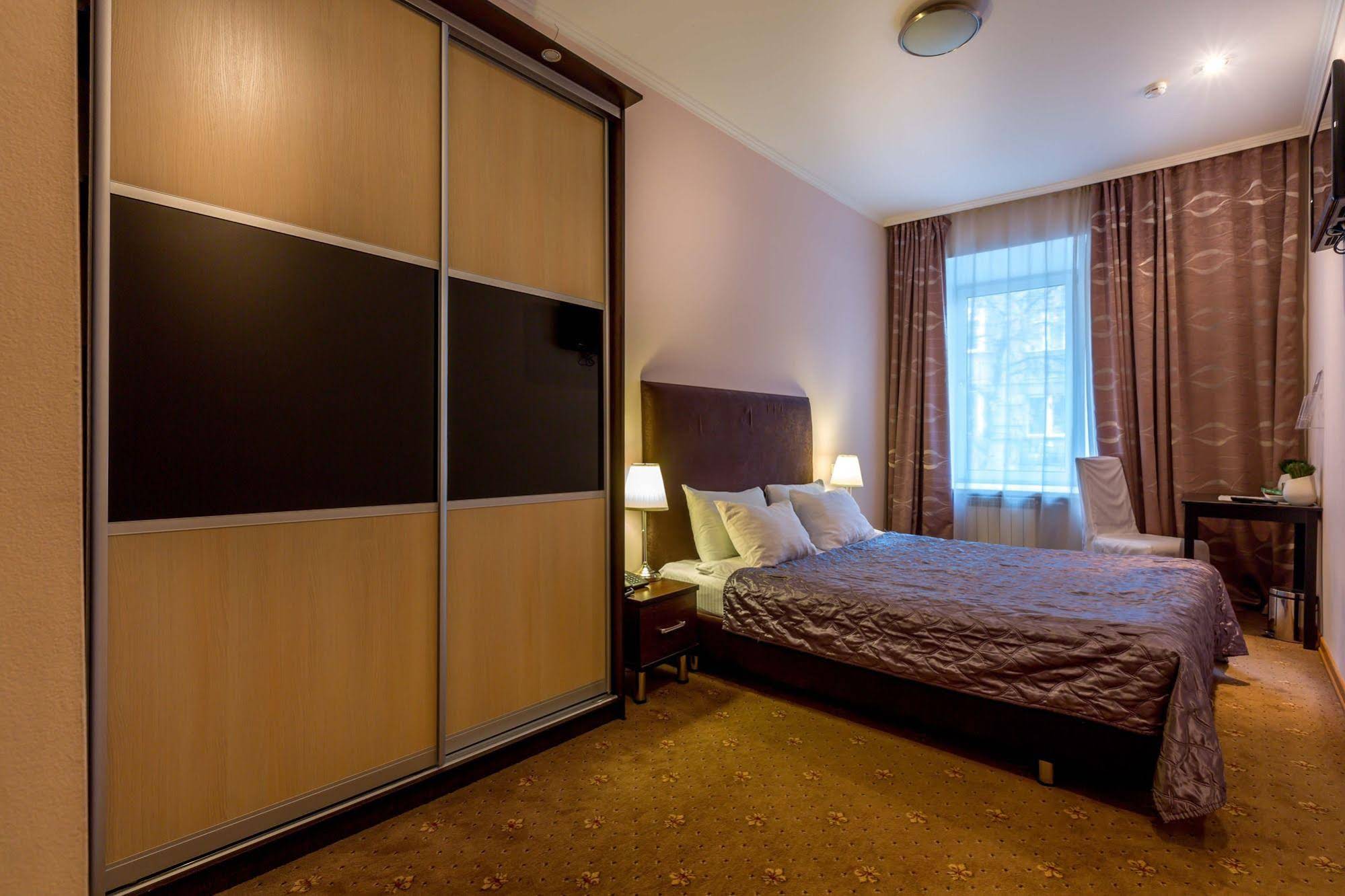 Skver Hotel