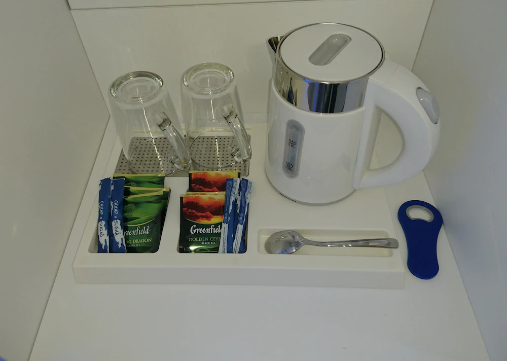 Starboard Side Hotel