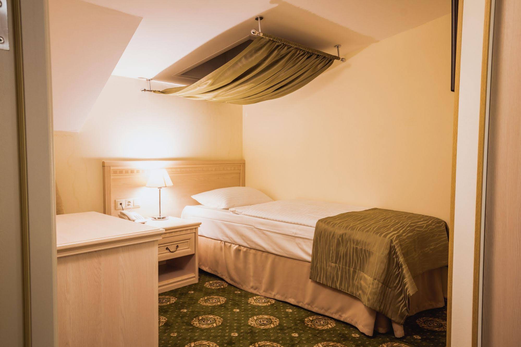 Starosadskiy Hotel