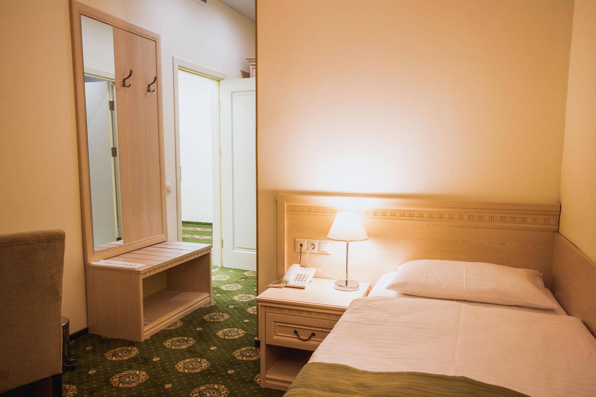 Starosadskiy Hotel