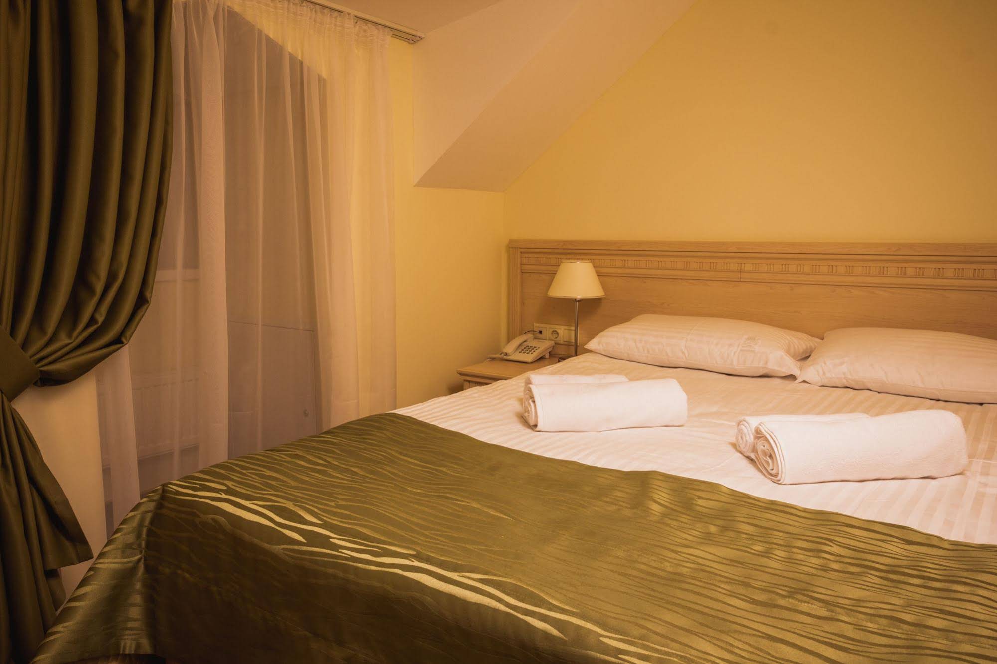 Starosadskiy Hotel