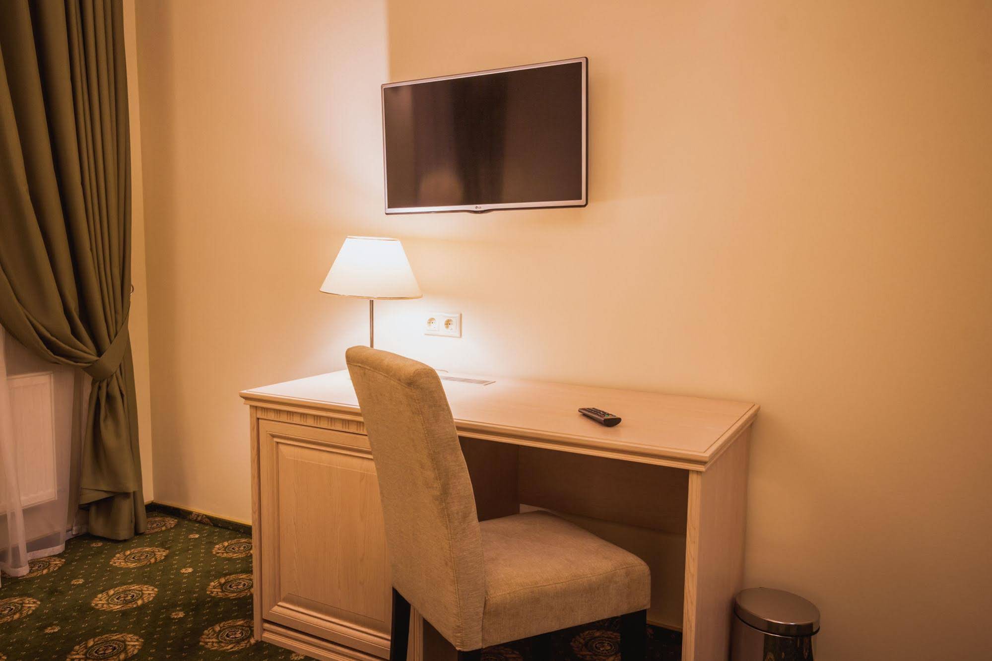 Starosadskiy Hotel