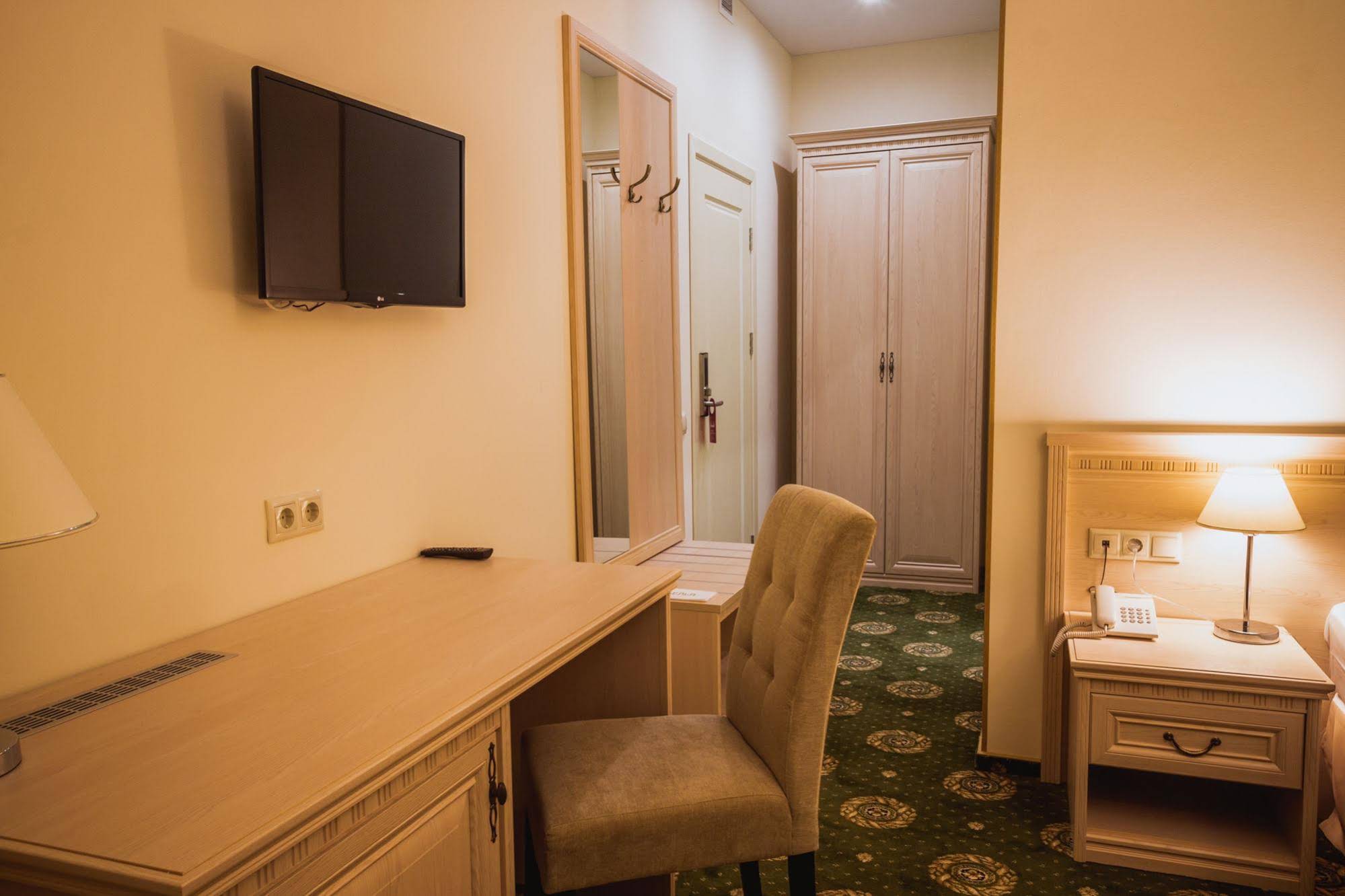 Starosadskiy Hotel